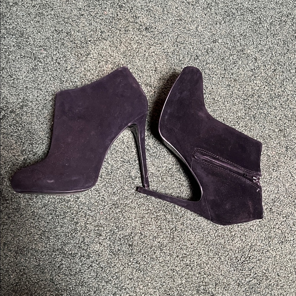 Steve Madden Black Suede Stiletto Ankle Booties